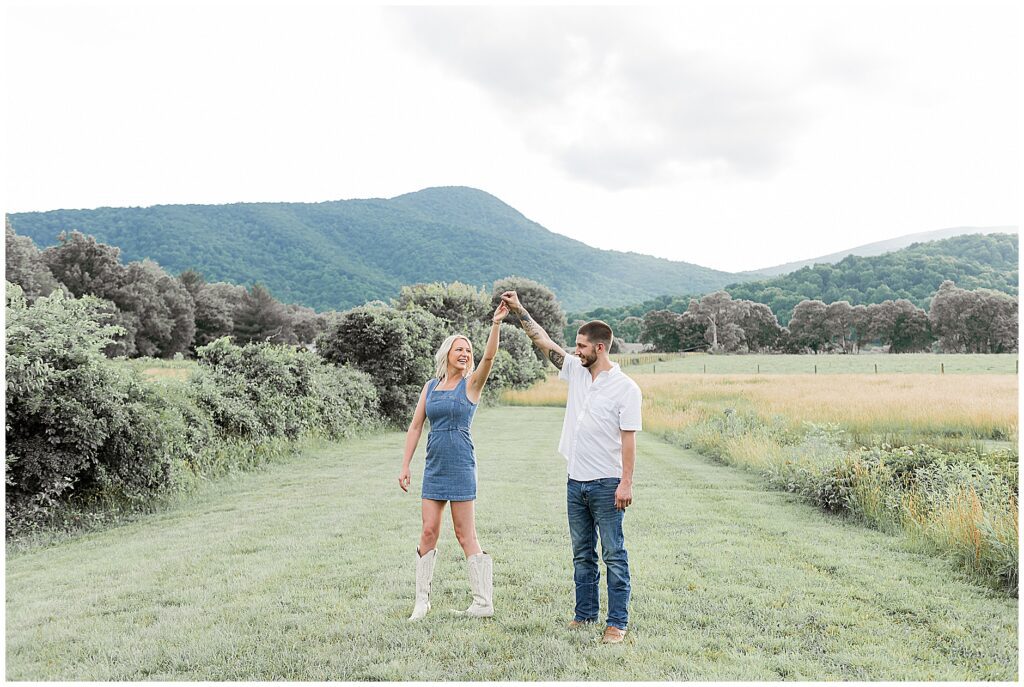 Huntly Virginia Engagement Session